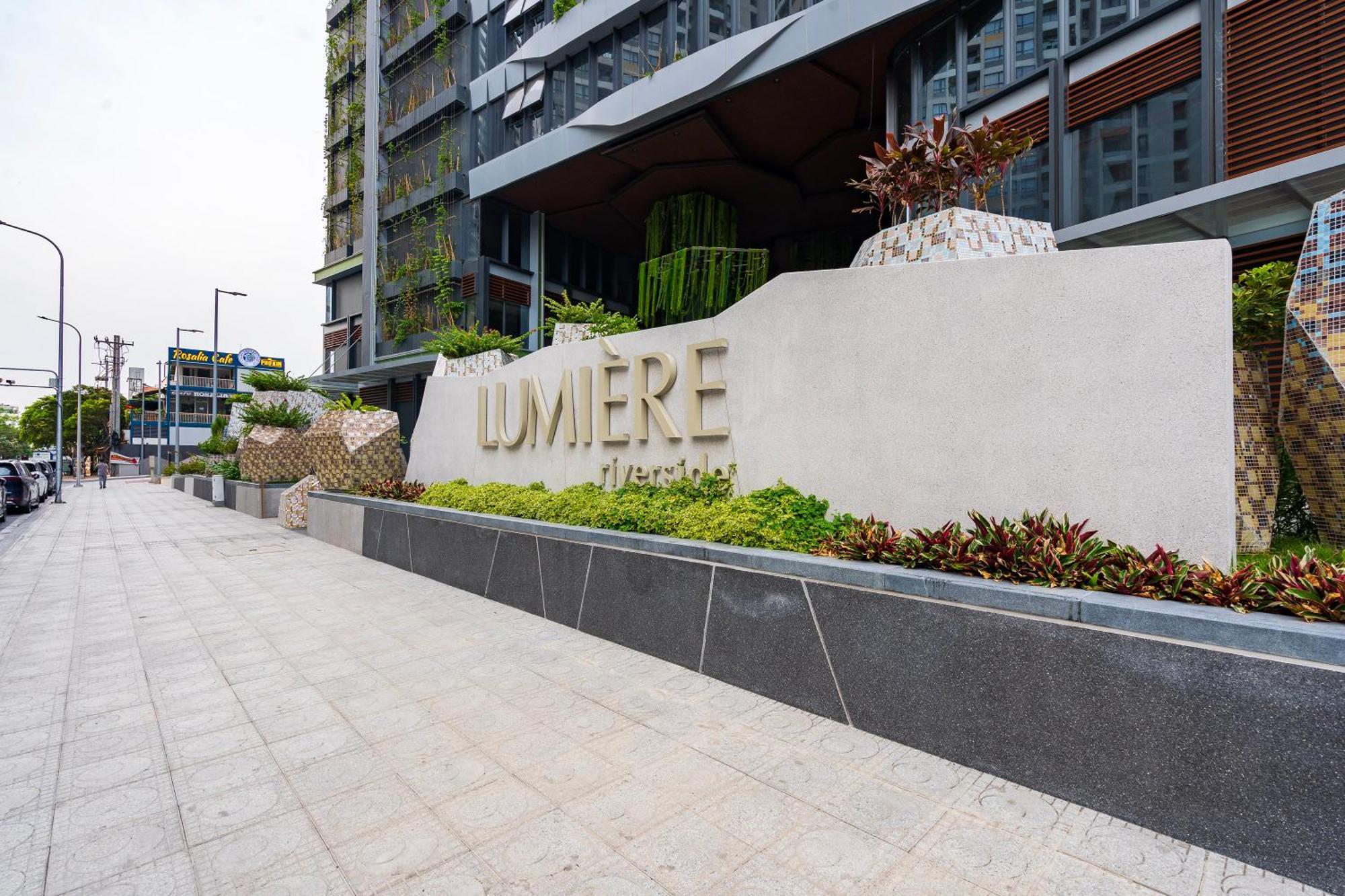 Khách sạn The Lumiere Riverside Oasis TP. Hồ Chí Minh