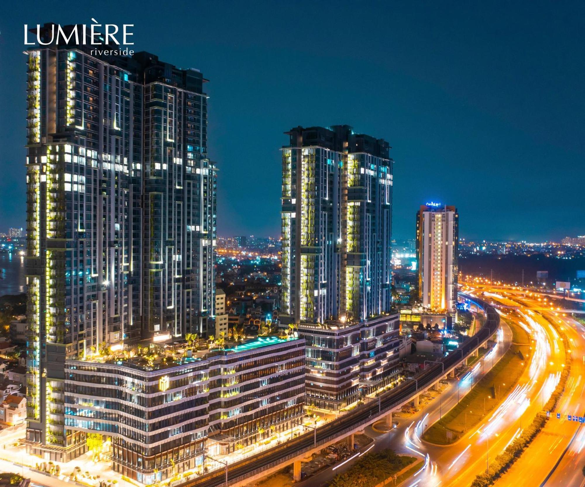 Khách sạn The Lumiere Riverside Oasis 5*